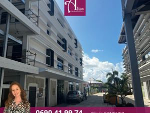 Location Local Professionnel 91m² LES ABYMES 97139