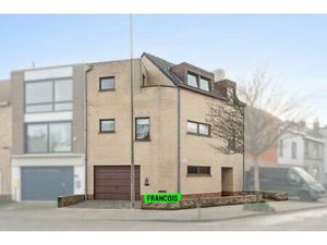 Huis te koop in Oostende met 4 slaapkamers