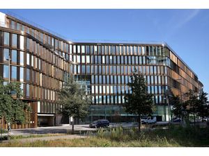 Location Local Professionnel 35 180m² ST OUEN SUR SEINE 93400