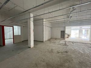 Vente property.type.service 192 m² Nîmes (30000)