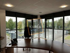 Location Local Professionnel 825m² FERRIERES EN BRIE 77164