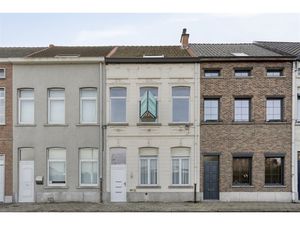 Commercieel te koop in Aalst met 3 slaapkamers