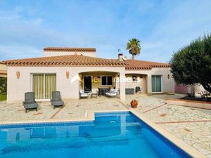 Villa T4 Piscine + studio 164m² parcelle 1000m² Bompas