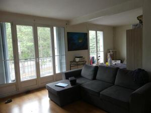 Location appartement 4 pièces 81 m² à Tours (37000)