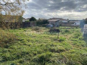 Terrain constructible viabilisé à vendre