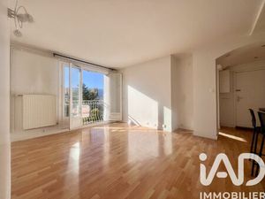 Vente appartement 3 pièces 52 m² Saint-Martin-d'Hères (38400)