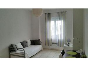 Location appartement 1 pièce 22 m² à Saint-Étienne (42000)