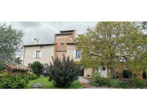 Château du Xvii à proximité de Montauban