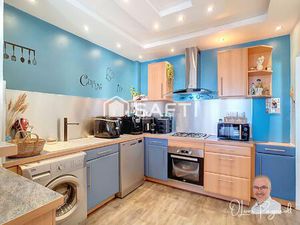 T4 offrant confort  vue et calme à Moulin à Vent