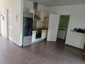 La petite maison au bord du lac