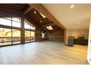 Magnifique Appartement duplex de 3 chambres et coin montagne au dernier étage au centre de