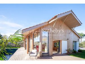 Vente maison 6 pièces 140 m² à Anglet (64600)  1 590 000 €