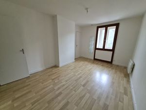 T2 - 52 Faubourg Rivotte