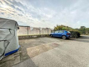 Garage à louer à Mouscron € 35 (LIXTO) - DL Groupe - Mouscron 056 | Zimmo