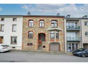 Charmante maison de Maître à Bertrix