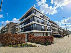 Appartement récent avec terrasse dans un petit immeuble