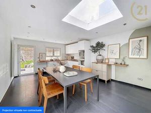 Maison unifam. à rénover avec jardin et grenier aménageable