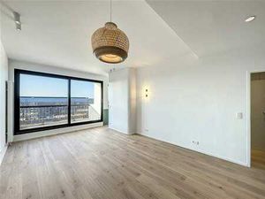 Châtelain  Appart avec coin chambre et terrasse