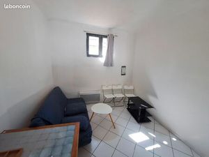 Vend studio meublé