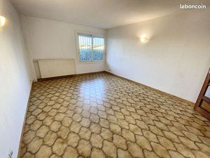 Studio 1 pièce 30 m²