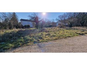 Terrain constructible viabilisé à vendre