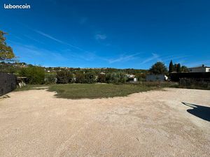 Terrain à bâtir – 468m²