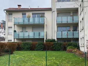 BEAU T3 TBETAT BRADE MOINS 22000E fenêtres toutes coté JARDIN RILLIEUX LE VILLAGE