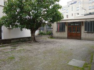 Entrepot professionel atelier 140m2 grenoble