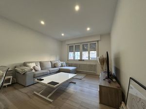 BEAU 2 PIECES EN CENTRE VILLE