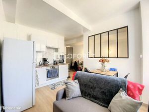 Studio 1 pièce 25 m²