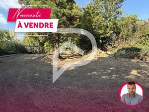 Terrain constructible viabilisé à vendre