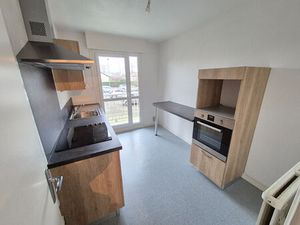 A LOUER Appartement 50000 Saint-Lô PROCHE COMMERCES 1 chambre 50 m2