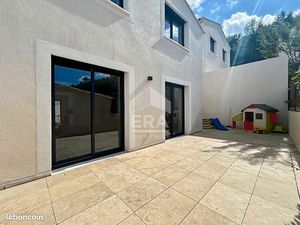 Vend maison de village