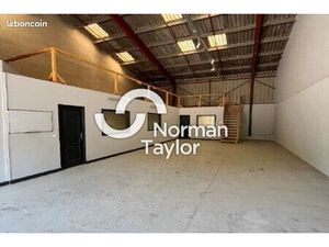 Local d'activité 347 m²