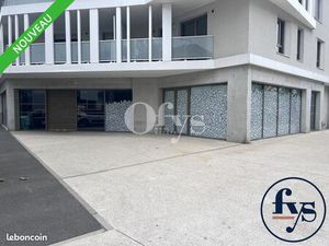 Local commercial 355 m²