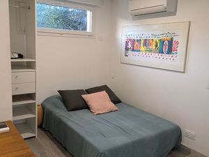 Studio terrasse avec piscine