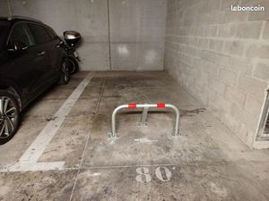 Place de parking dans résidence sécurisée