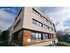 Bureaux 360 m²