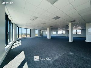 Bureaux 363 m²