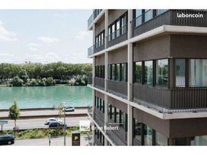 Bureaux 300 m²