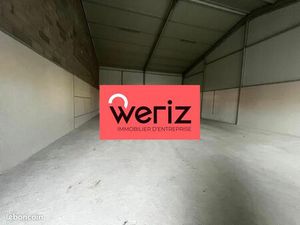 Local industriel 300 m²