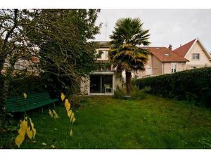 Maison 6 pièces avec grand jardin à Avon