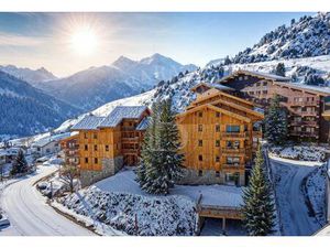 BARNES MERIBEL LUXURY REALTY