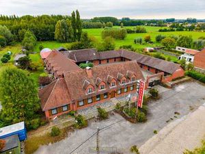 Te koop  uniek handelspand met talloze mogelijkheden te H...