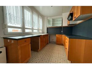 Location appartement  m² T-3 à Armentières  750 €