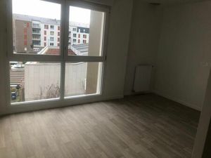 Location appartement 1 pièce 21 m² à Melun (77000)
