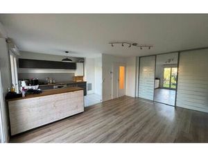 Location appartement  50 m² T-2 à Verneuil-sur-Seine  845 €