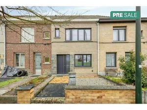 Maison rénovée de 3 chambres à vendre à Vilvorde