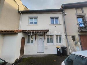 Maison de ville pleine de charme – 4 pièces – Cébazat