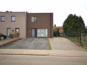 Maison à louer à Jeuk € 1.080 (LIYFR) - RT VERHUUR | Zimmo